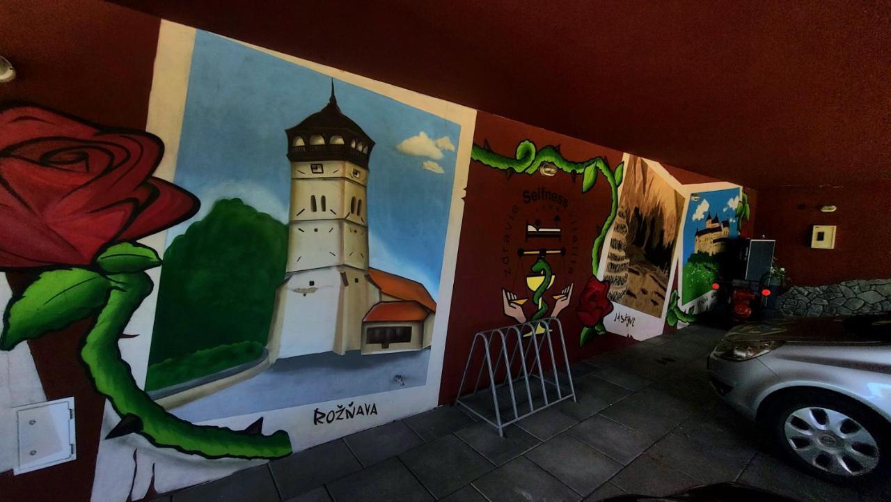 Selfness Roznava Exterior foto